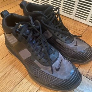 Lebron x John Elliot Icon Nike black sz 11